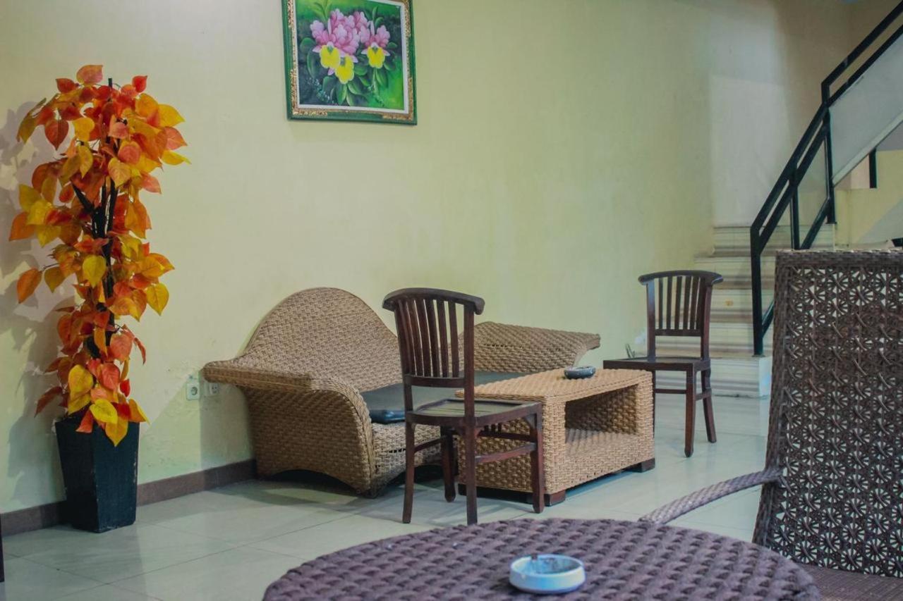 Dedy Beach Inn Kuta Lombok Kültér fotó