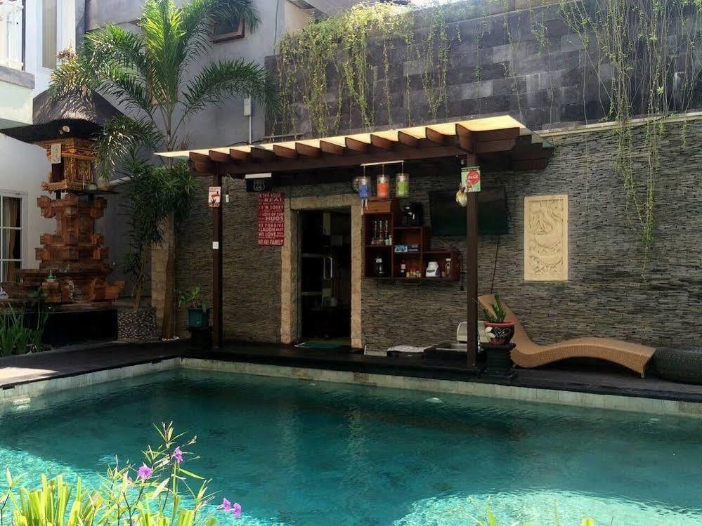 Dedy Beach Inn Kuta Lombok Kültér fotó