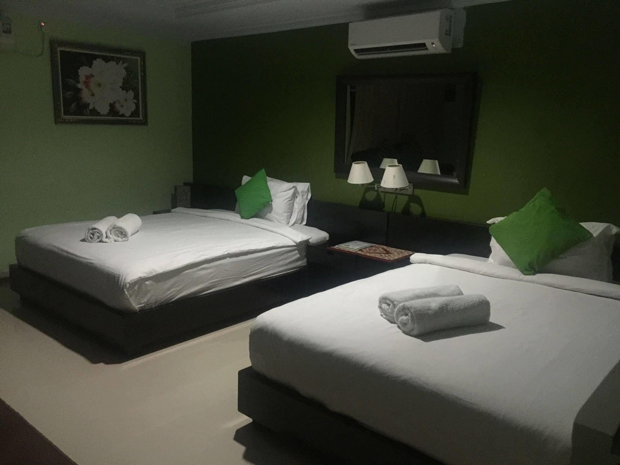Dedy Beach Inn Kuta Lombok Kültér fotó